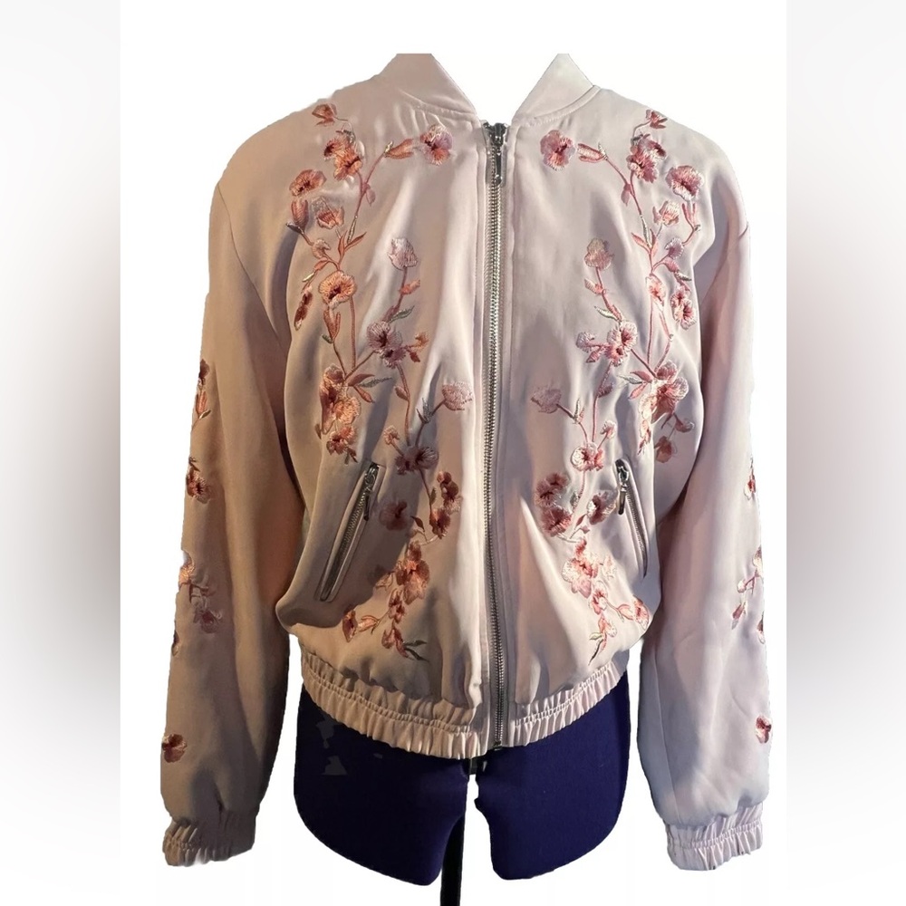 White House Black Market Pink Embroidered Floral Bomber Jacket XS LOOK FLAW